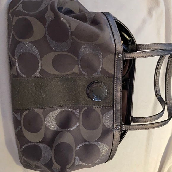 Coach purse Lot! - Picture 9 of 12